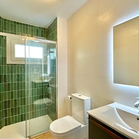 La Casita 2br - Pool, Parking & Aircon Διαμέρισμα *