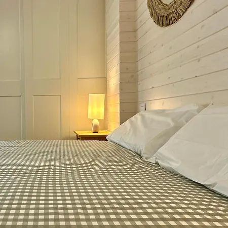 Διαμέρισμα La Casita 2br - Pool, Parking & Aircon Κανδελάρια