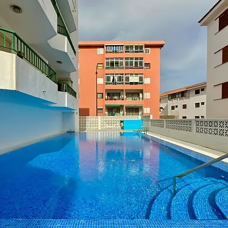 Apartamento La Casita 2br - Pool, Parking & Aircon Candelaria