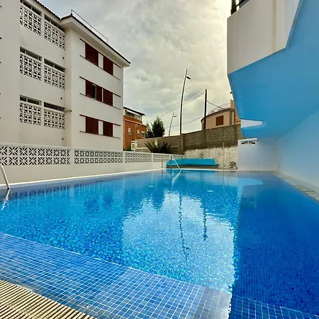 La Casita 2br - Pool, Parking & Aircon Lejlighed
